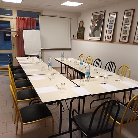 Logis Hotel - Les Paturelles Avesnelles Zewnętrze zdjęcie
