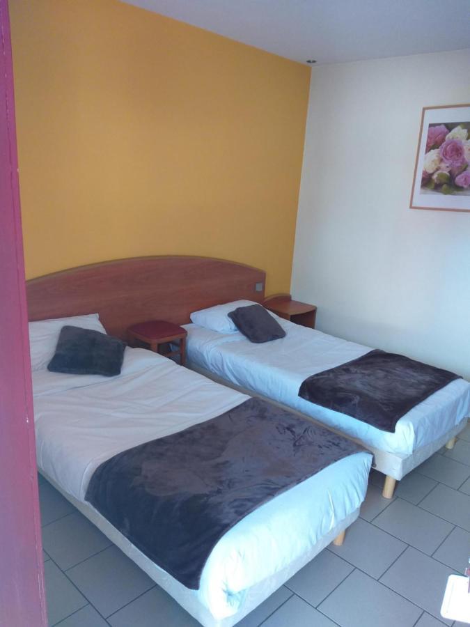 Logis Hotel - Les Paturelles Avesnelles Zewnętrze zdjęcie