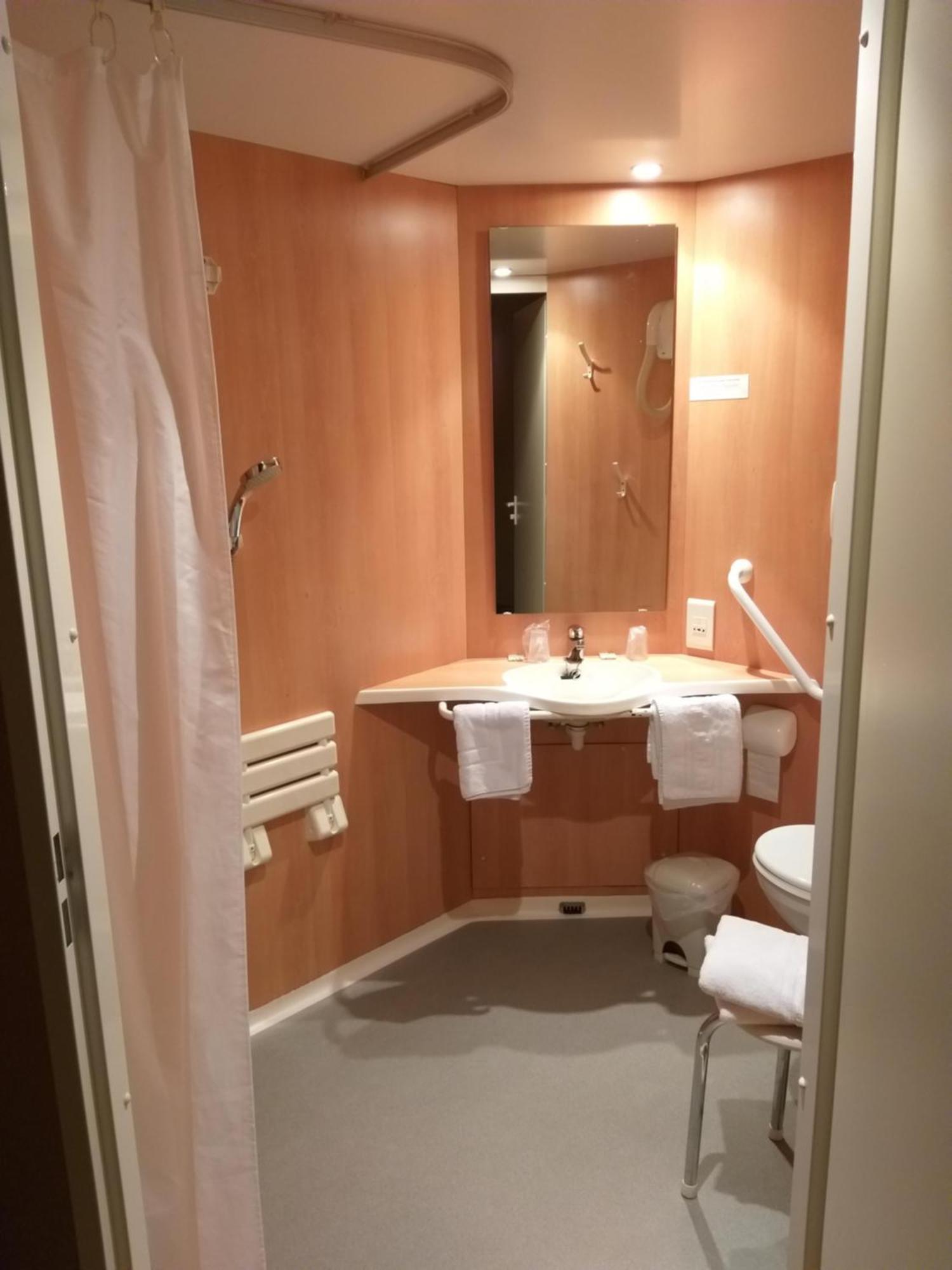 Logis Hotel - Les Paturelles Avesnelles Zewnętrze zdjęcie
