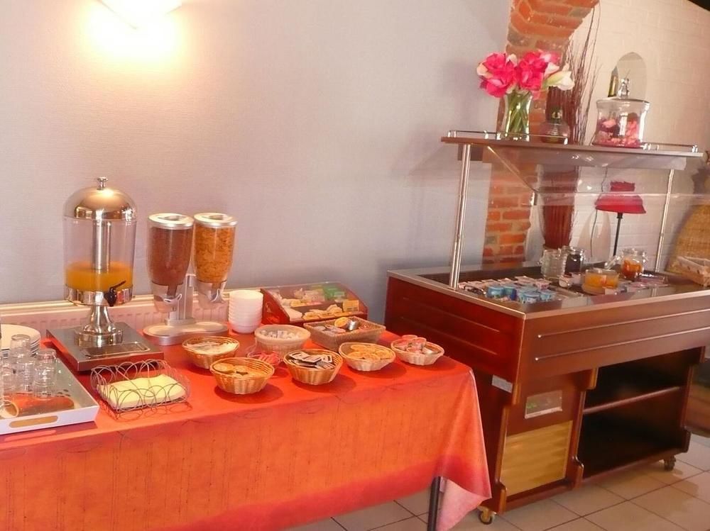 Logis Hotel - Les Paturelles Avesnelles Zewnętrze zdjęcie